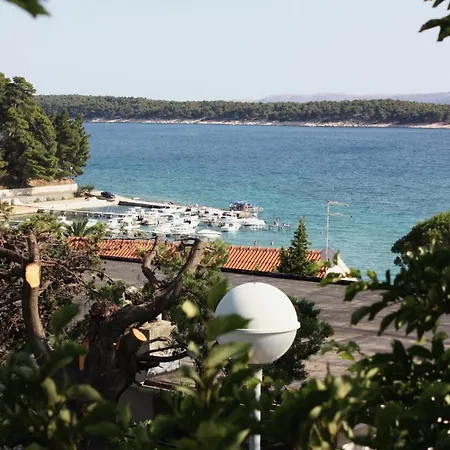 بيت ضيافة And By The Sea Banjol, Rab - 5077 Banjol