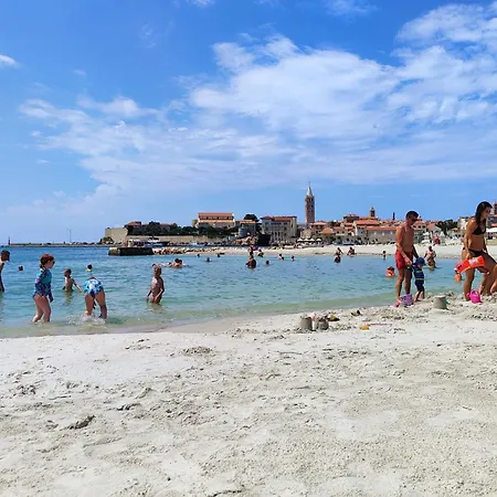 Guest house Apartments And Rooms By The Sea Banjol, Rab - 5077